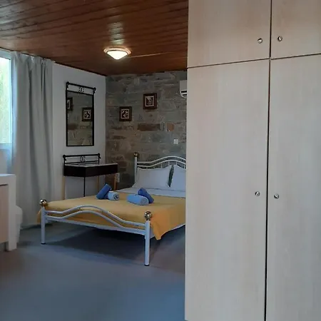 Serifos Sunset 3* Livadakia