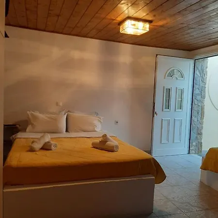 Serifos Sunset 3* Livadakia