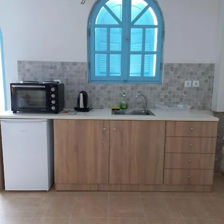 Konukevi Serifos Sunset 3*