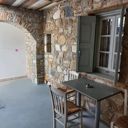 Serifos Sunset Konukevi Livadakia